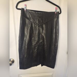 Elegant Black Leather REISS Skirt Size 6